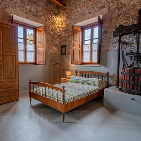 Old Winery Stonehouse Дом отдыха Peleta