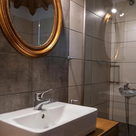 Old Winery Stonehouse *