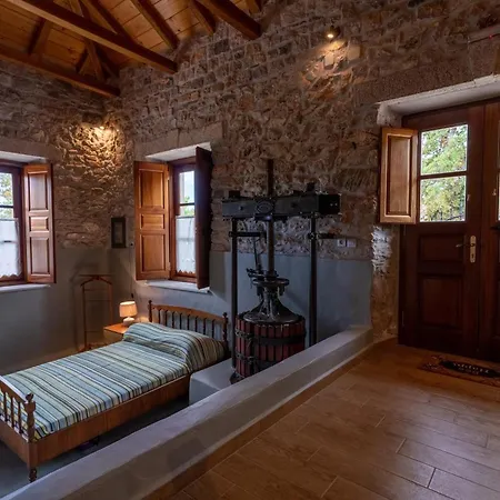 Old Winery Stonehouse Holiday home *