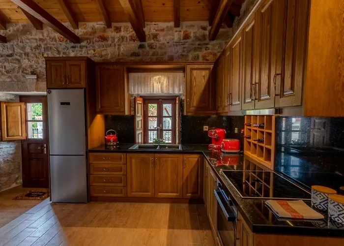 Old Winery Stonehouse * Peleta