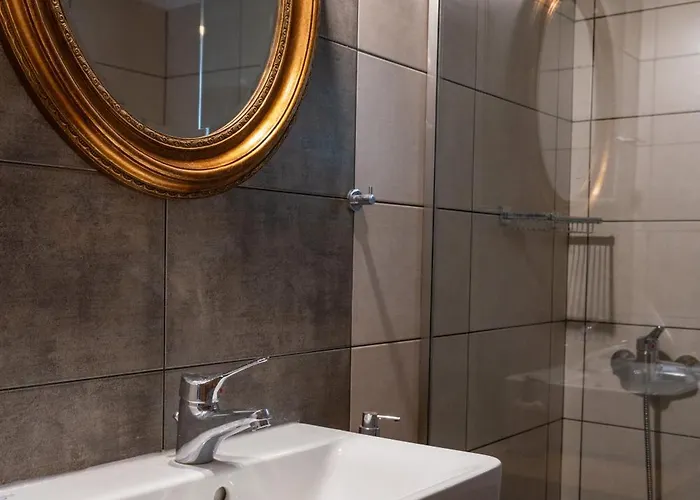 Old Winery Stonehouse *