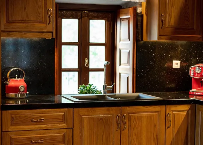 Old Winery Stonehouse * Peleta